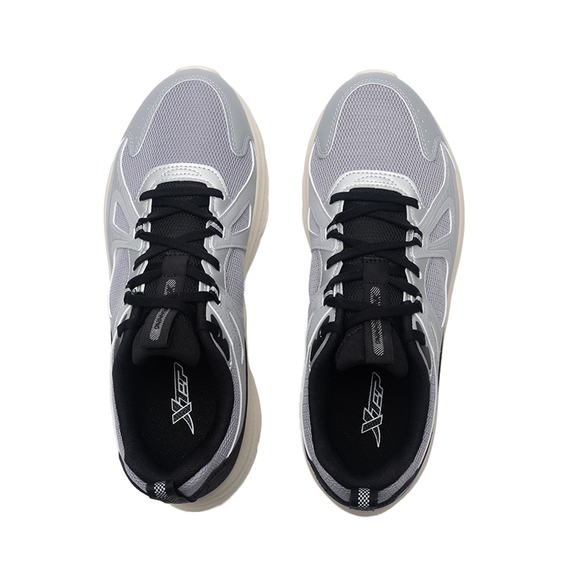 XTEP Cushioning Slip Resistant Low top Running Shoes Men’s Gray