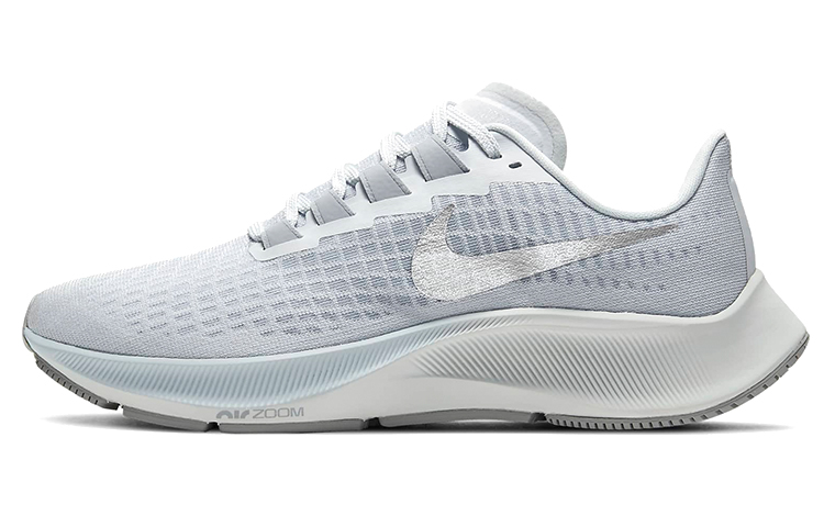 Женские кроссовки Nike Pegasus 37 (серо-белые) — Серый / белый — фото 1