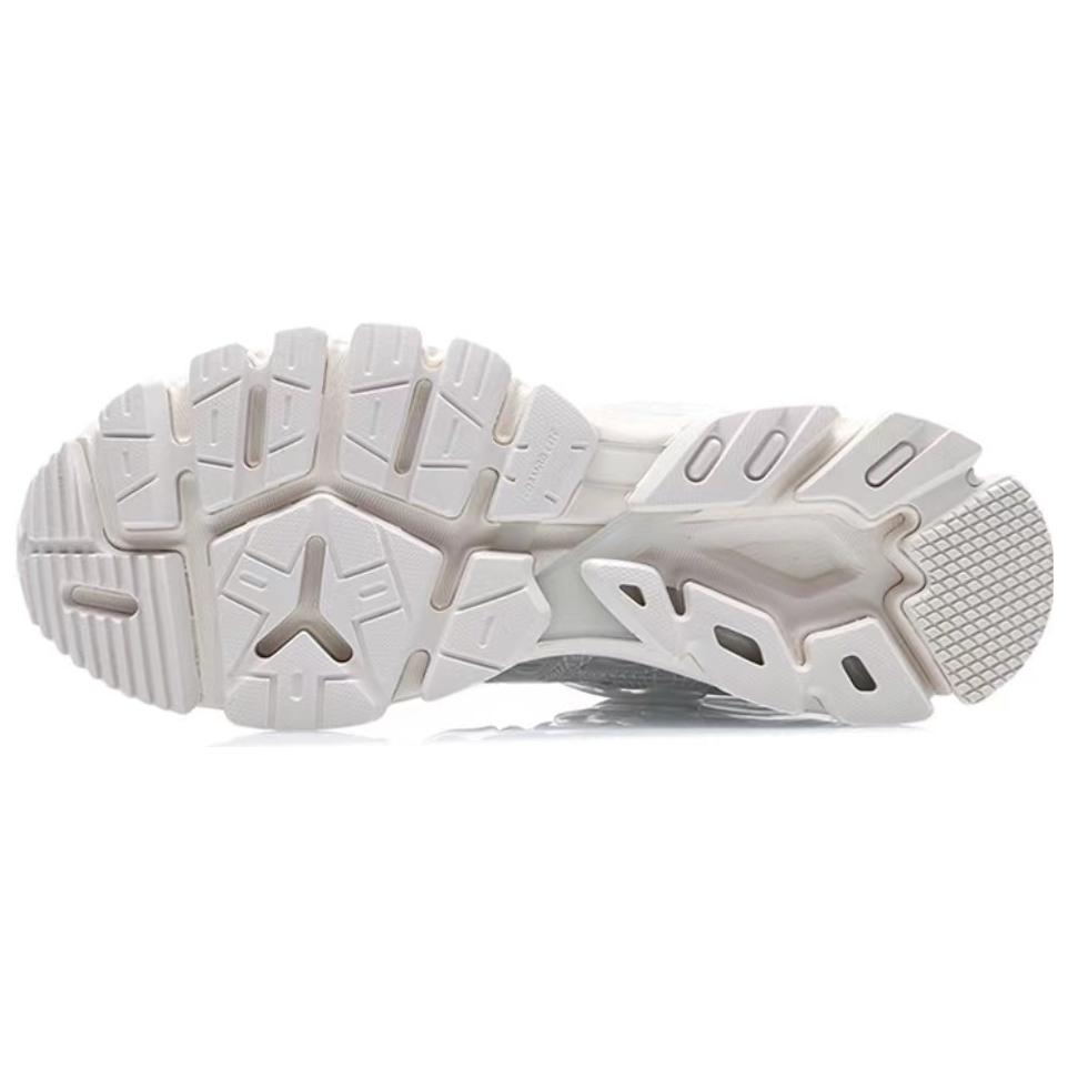 Li Ning Comfortable Slip Resistant Running Shoes Men’s White