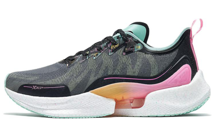 XTEP Light Pro Rebound Cushioning Breathable Running Shoes Women’s Black Green