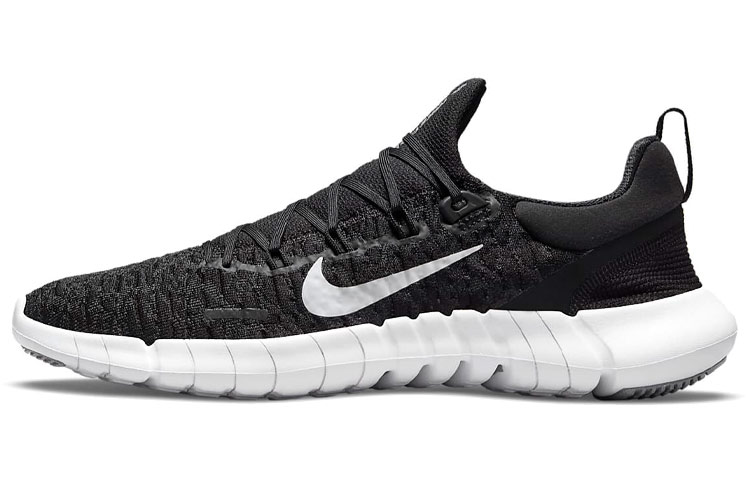 Nike Free RN 5.0 Barefoot wear-resistant breathable support Low top Training running shoes Women's black and white