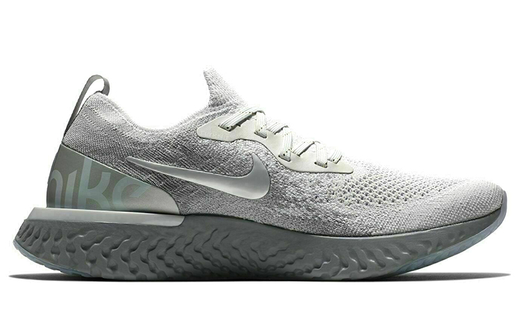 Женские кроссовки Nike Epic React Flyknit (серебристо-белые) — Серебристыйбелый — фото 2
