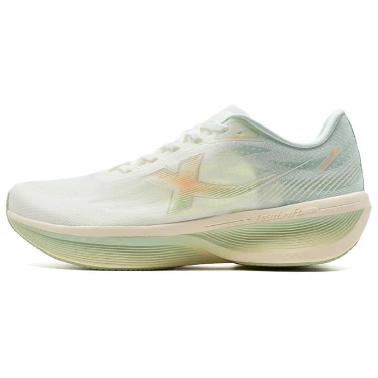 XTEP Cushioning Slip Resistant Abrasion Resistant Low top Casual Sprint Running Shoes Women’s White Green