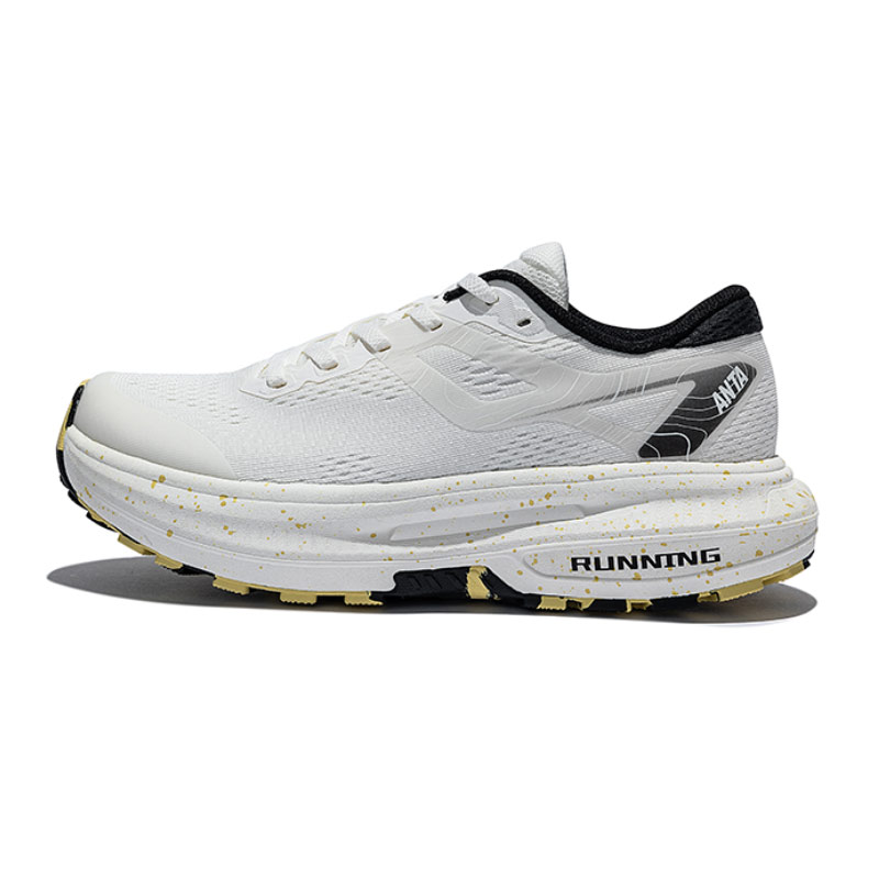 CHAOJIANTA Cushioning, Wear Resistant Running Shoes Men’s Ivory White