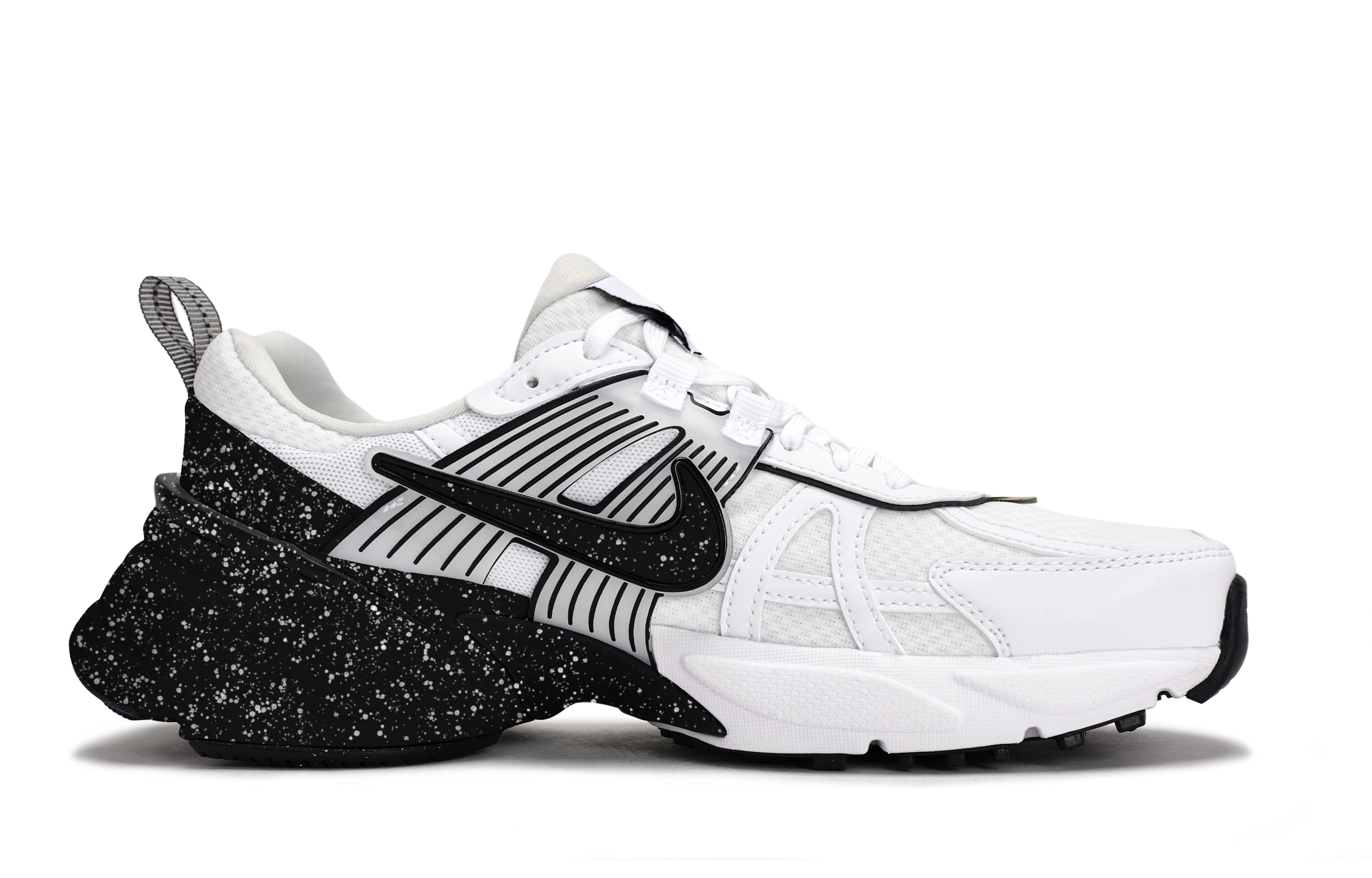 Nike V2K Run Slip Resistant Abrasion Resistant Slip Resistant Abrasion Resistant Low top Running Shoes Women’s