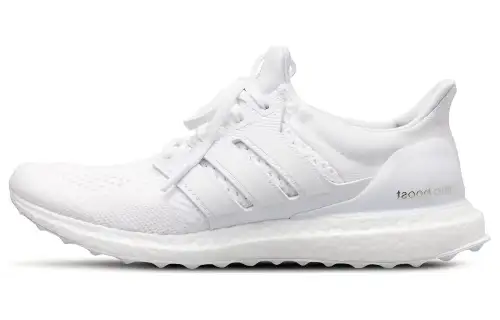 UltraBoost J&D Collective x UltraBoost Adidas 1.0 ‘Triple White’ 2015