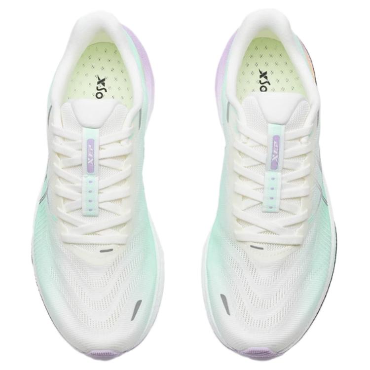 XTEP Cushioning Slip Resistant Abrasion Resistant Low top Sprint Running Shoes Women’s White Green