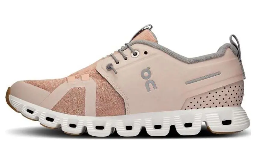 On Running Cloud 5 Terry Doe White Women's