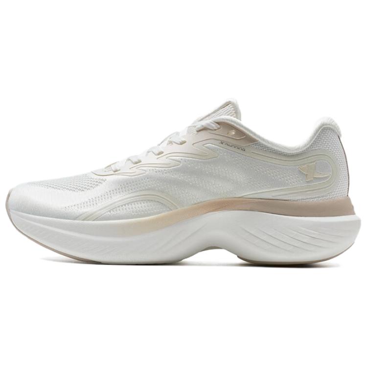 XTEP Breathable And Slip Resistant Breathable And Slip Resistant Low top Casual Running Shoes Women’s White Brown