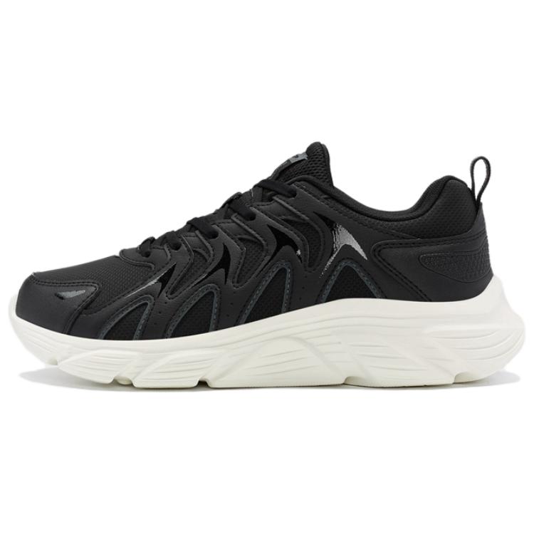 XTEP Abrasion Resistant Low top Casual Running Shoes Men’s Black White