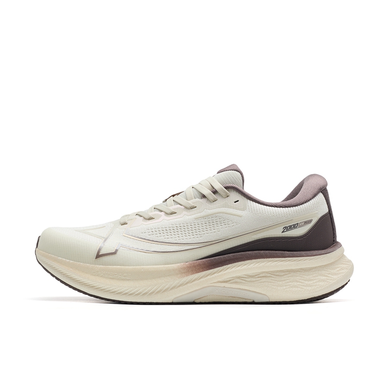 XTEP 2000km PLUS Low top Training Sprint City Commuting Running Shoes Men’s Residual White Gray Cool Tea Brown
