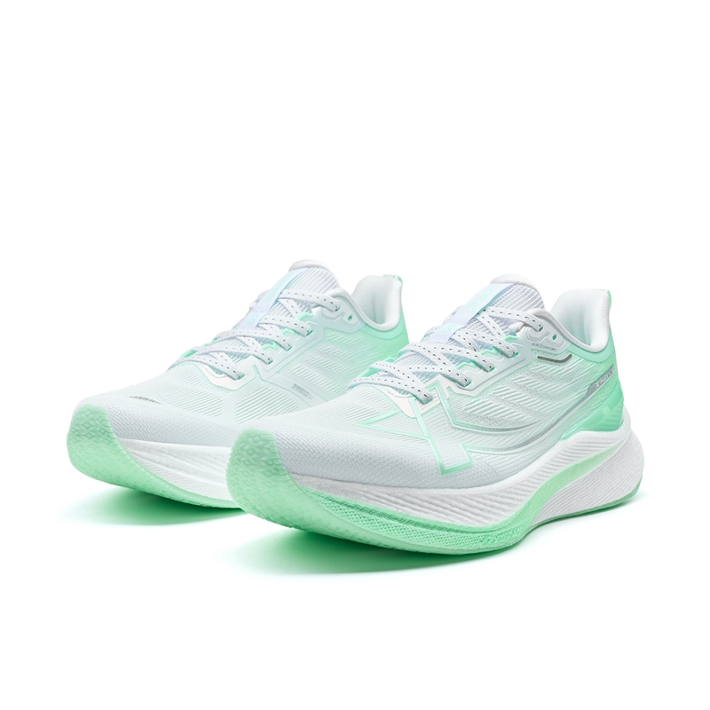 XTEP 2000km 3.0 Running Shoes Women’s Low Top New White/Light Neon Turquoise