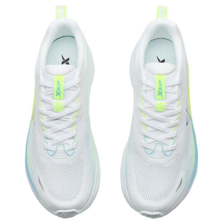 XTEP Coverage Slip Resistant Low top Casual Running Shoes Men’s White