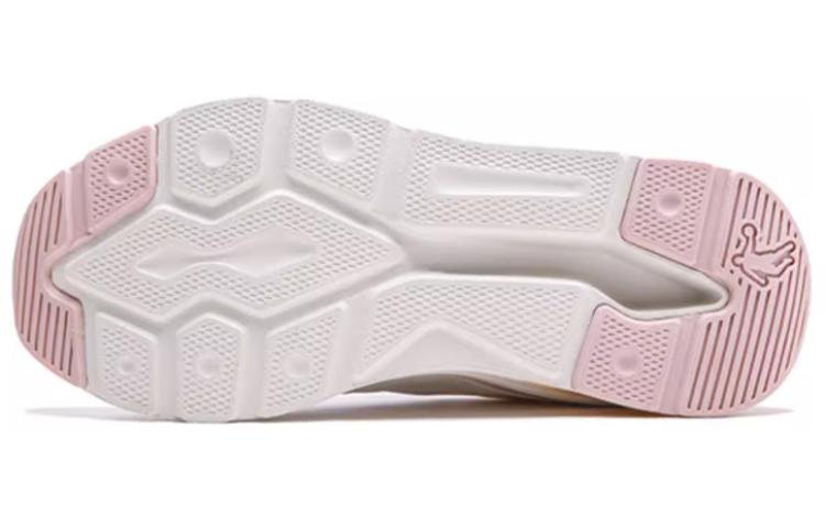 QIAODAN Cushioning Abrasion Resistant Cushioning, Wear Resistant Low top Running Shoes Women’s White Yellow