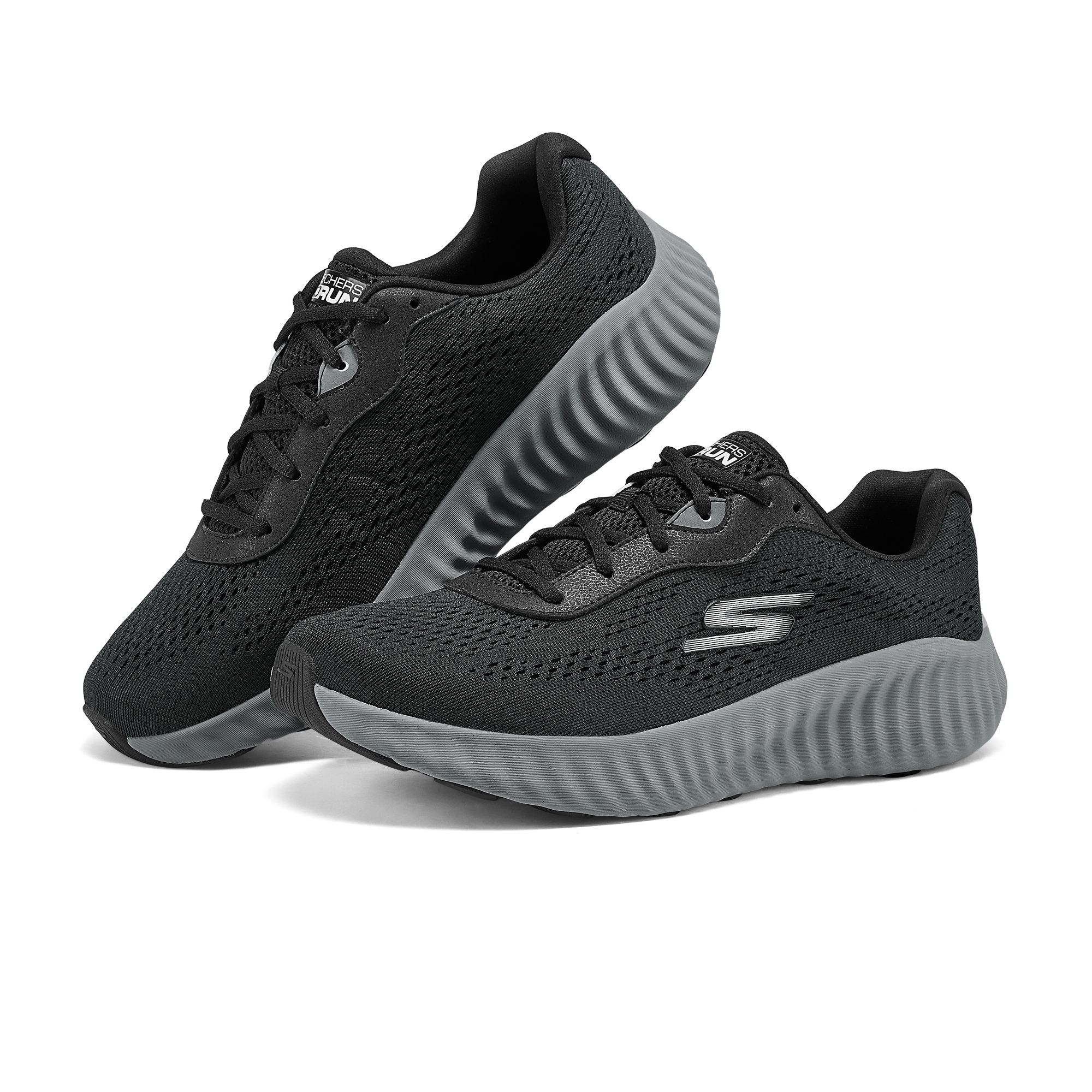 Skechers Cushioning, Wear Resistant Low top Running Shoes Men’s Black