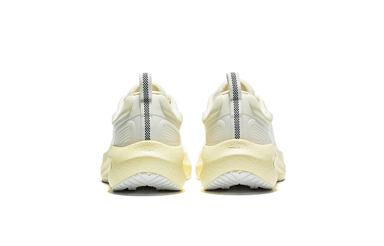 Saucony Surge 3 SU Slip Resistant Abrasion Resistant Low top Running Shoes Women’s White Yellow