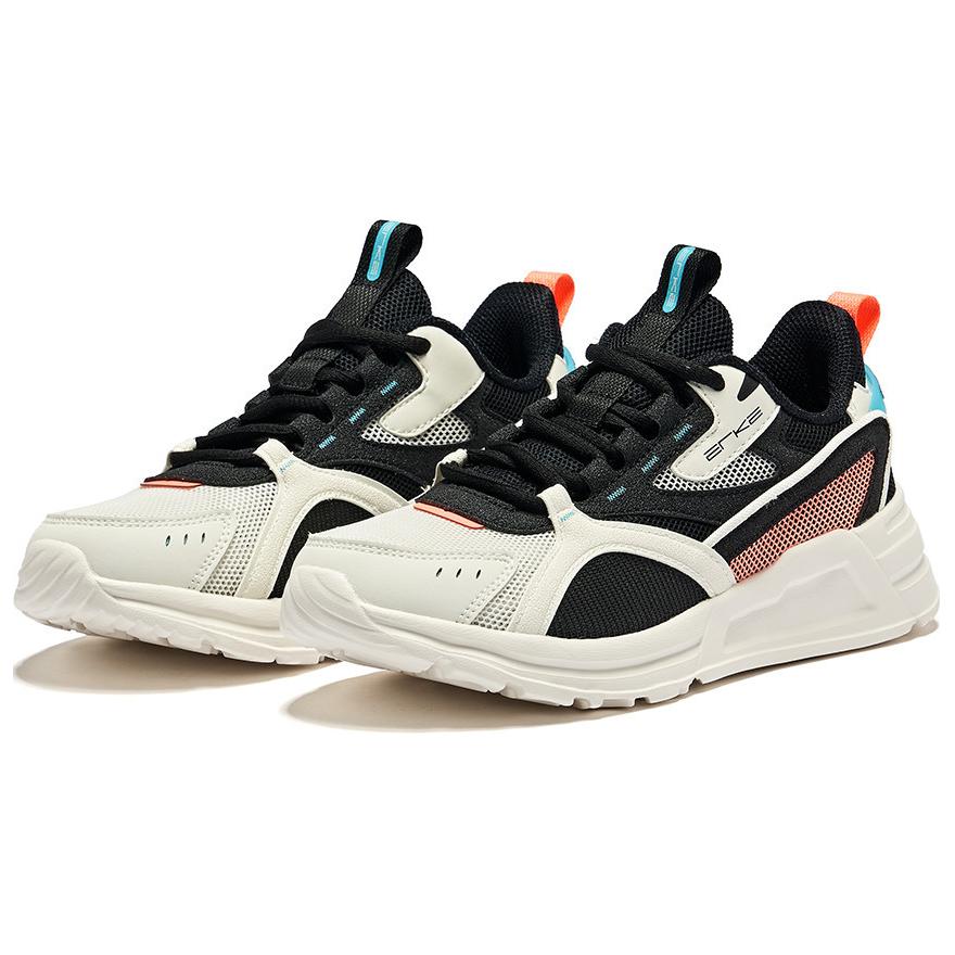Erke Slip Resistant And Breathable Low top Running Shoes Women’s Black White