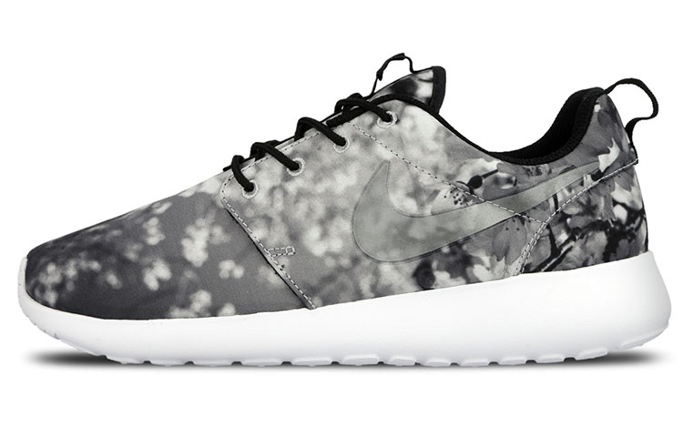 Nike Roshe One Cherry Blossom Women’s