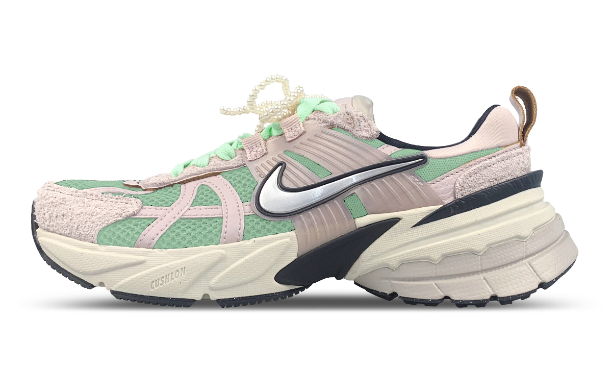 Nike V2K Run Slip Resistant Abrasion Resistant Low top Running Shoes Women’s Green Pink