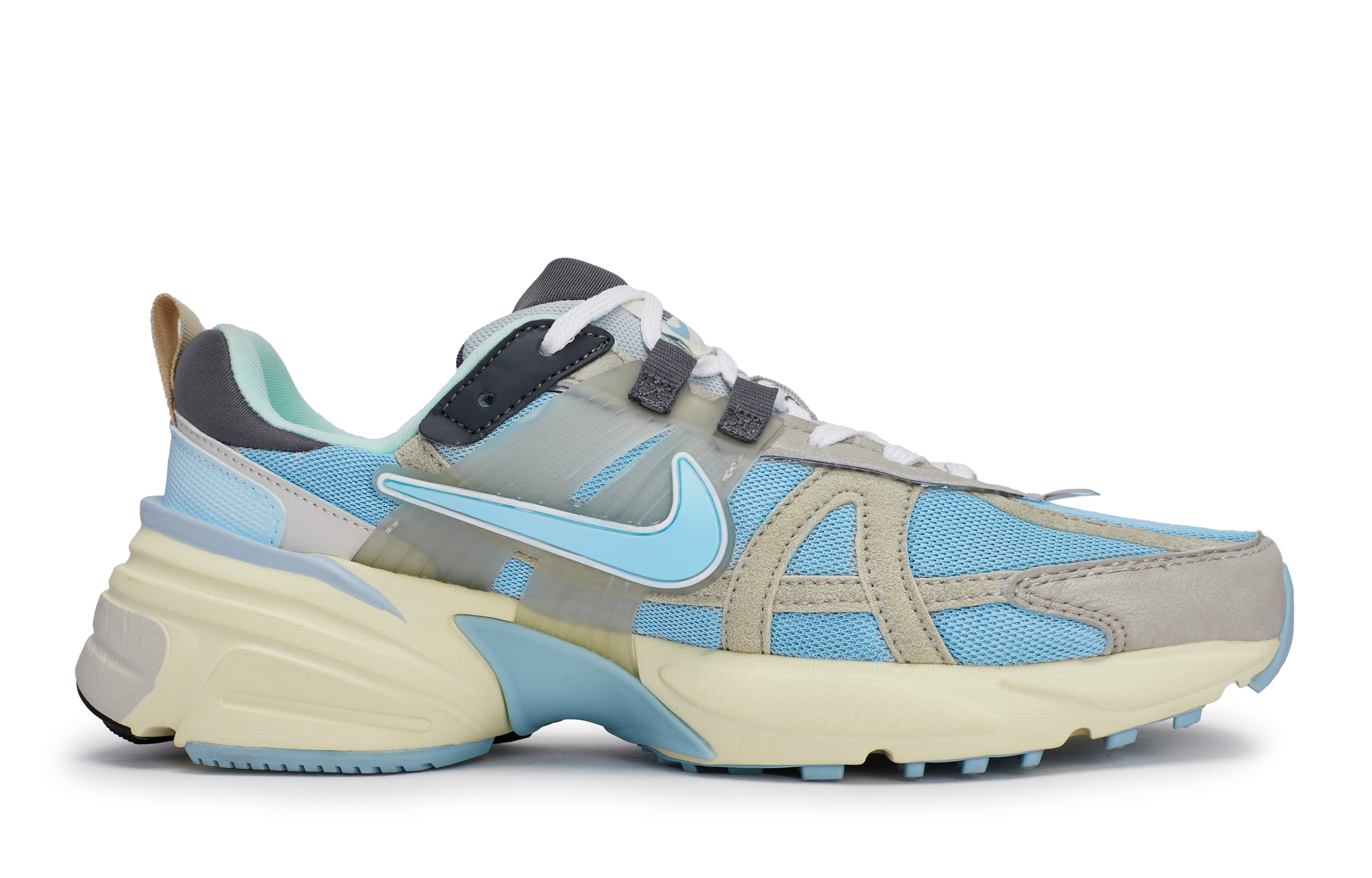 Nike V2K Run Mesh, Textile, Artificial Leather Slip Resistant Lightweight Non slip Lightweight Low top Running Shoes