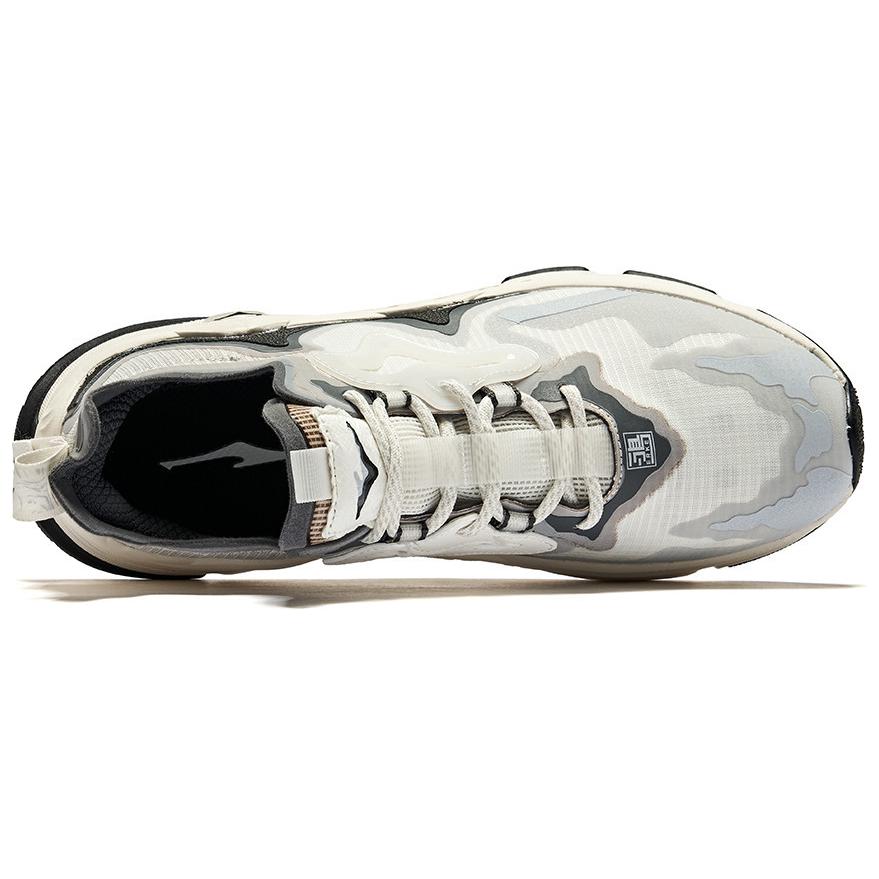 Erke Cushioning, Wear Resistant Low top Casual Running Shoes Women’s Black White