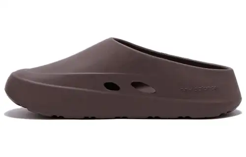 New Balance NB 550 Closed Toe Slippers Unisex Brown