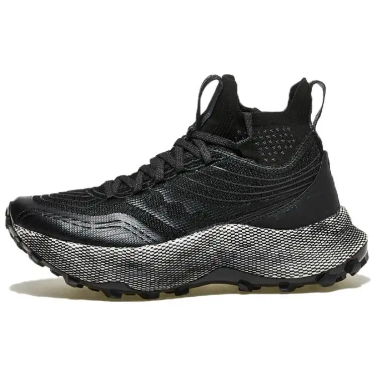 Saucony Endorphin Trail Mid Black Gravel