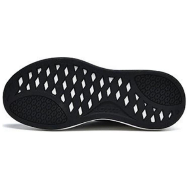 LOTTO Slip Resistant Abrasion Resistant Low top Running Shoes Women’s Black White