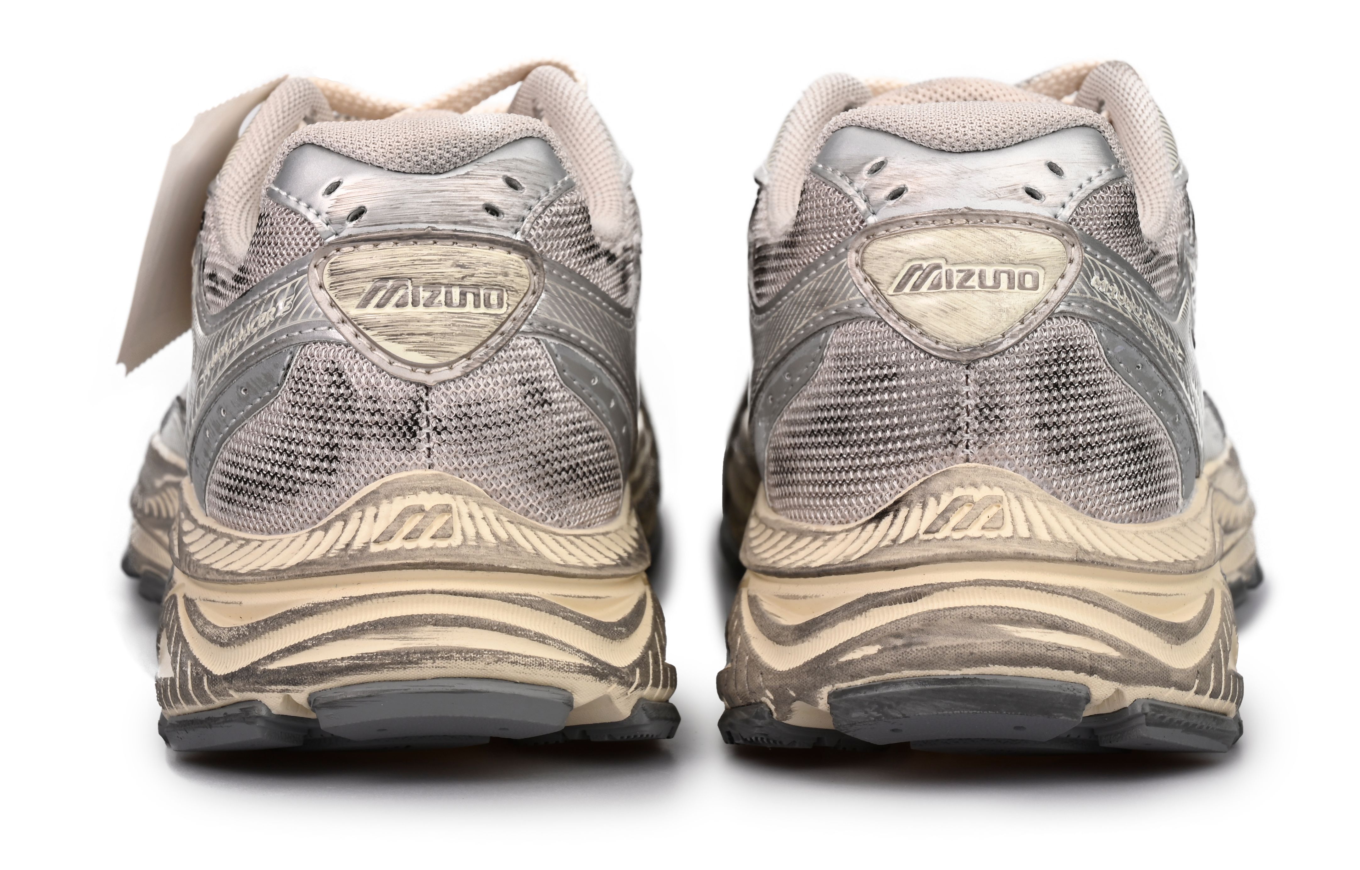 Mizuno Racer S Waterproof Low top Casual Running Shoes Unisex Silver Gray