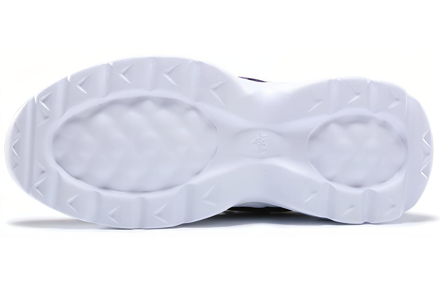 PEAK Mesh Breathable Slip Resistant Cushioning Low top Running Shoes Women’s Black White