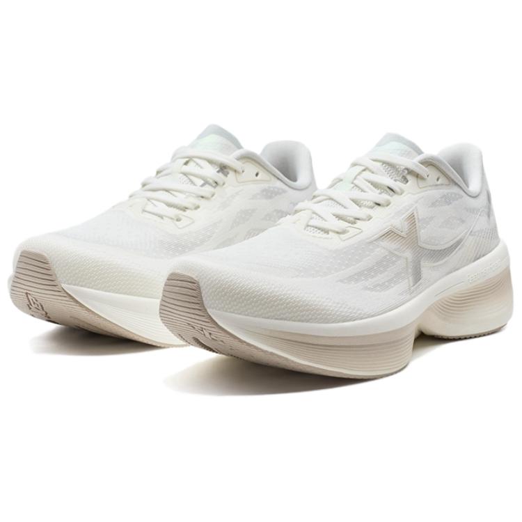XTEP Slip Resistant Abrasion Resistant Low top Casual Running Shoes Women’s Beige