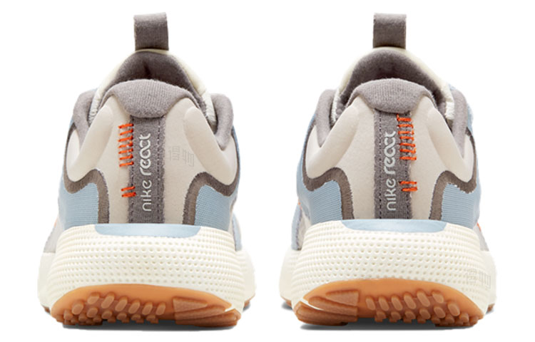 Женские кроссовки Nike React Escape Run 1 (светло-синий) — фото 5