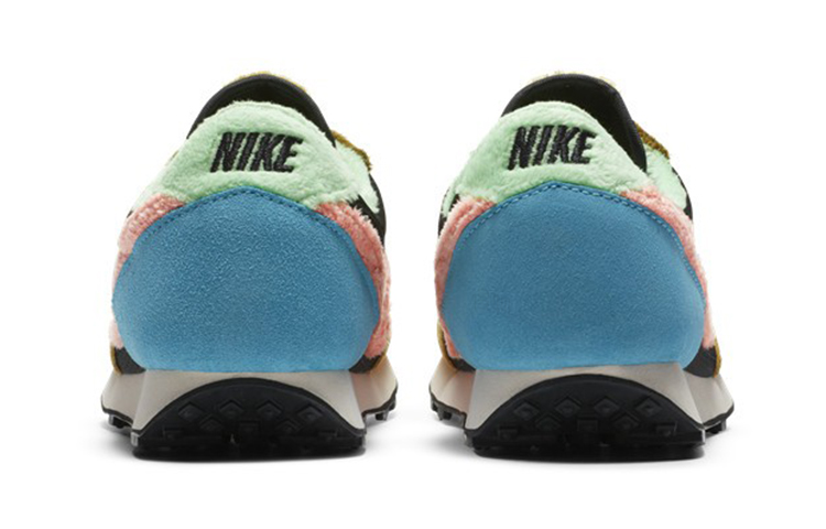 Женские кроссовки Nike Daybreak (черно-коричнево-розовые) — фото 5