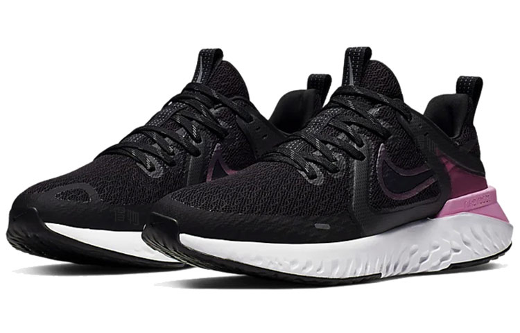 Женские кроссовки Nike Legend React 2 (белый / розовый / черный) — Белый / розовый / чёрный — фото 3