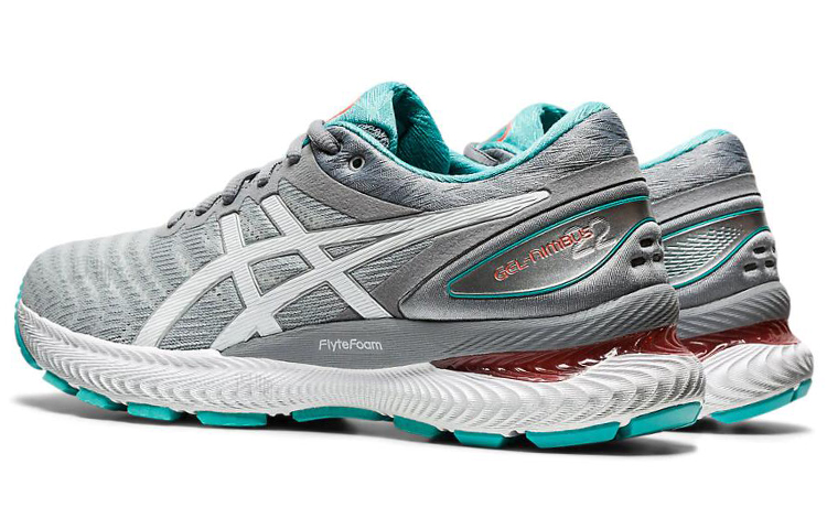 Женские кроссовки ASICS GEL-Nimbus 22 (серо-белые) — Серый / белый — фото 4