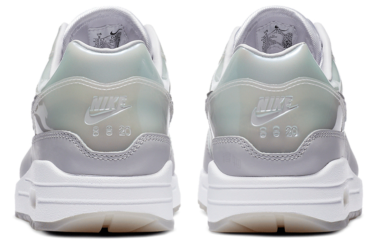 Женские кроссовки Nike Air Max 1 (бело-серебристые) — Белыйсеребристый — фото 5