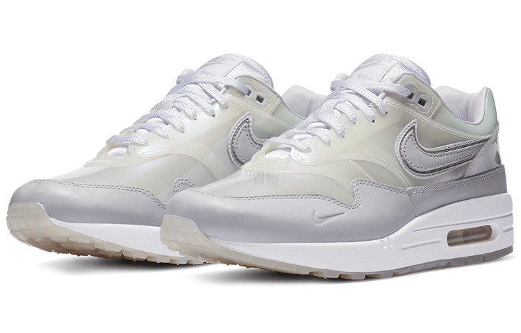 Женские кроссовки Nike Air Max 1 (бело-серебристые) — Белыйсеребристый — фото 3