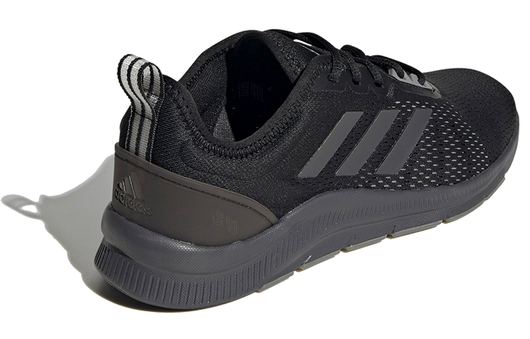 Мужские кроссовки adidas Asweetrain (черные) — Чёрный — фото 4