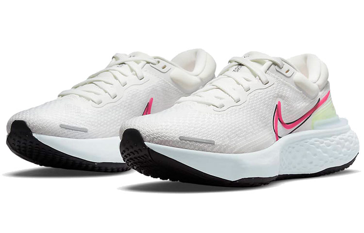 Женские кроссовки Nike Invincible Run 1 (бежево-розовый) — Бежевыйбелый / розовый / чёрный — фото 3