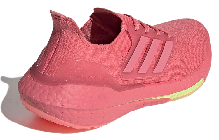 Женские кроссовки adidas ULT Hazy Rose (розовые) — фото 5