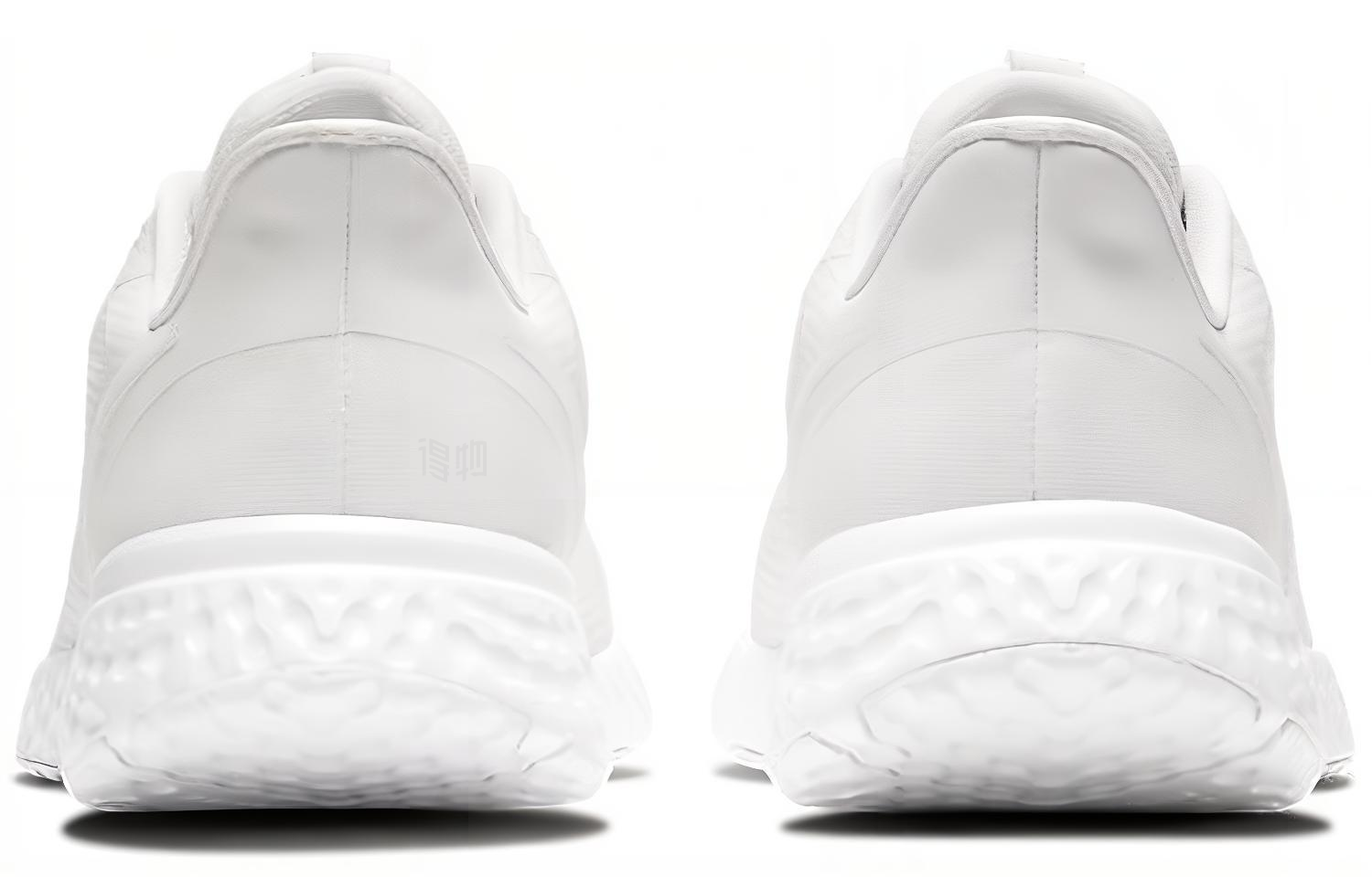 Женские кроссовки Nike Revolution 5 (белые) — 纯白 — фото 5