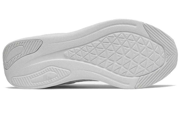Женские кроссовки New Balance Beaya (белые) — фото 4