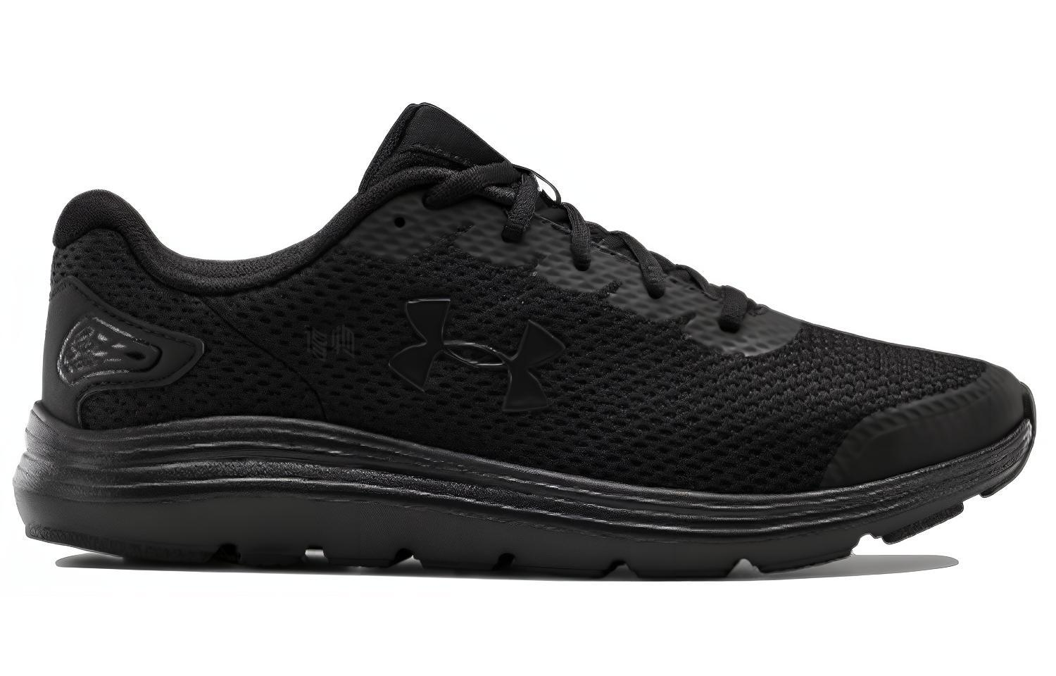 Мужские кроссовки Under Armour Surge (черные) — фото 2