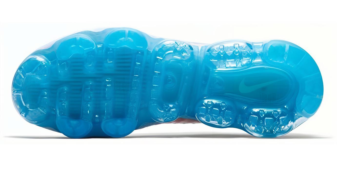 Женские кроссовки Nike AIR VAPORMAX Explorer Light (бело-синие) — фото 4