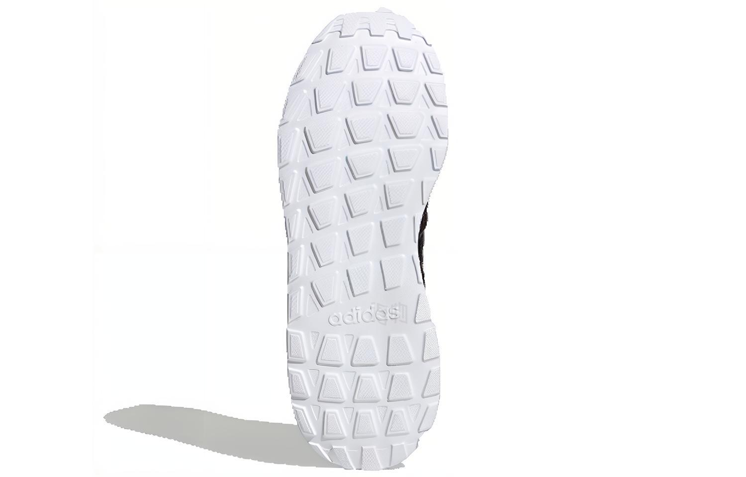 Мужские кроссовки adidas neo Questar Flow (черно-белые) — фото 5