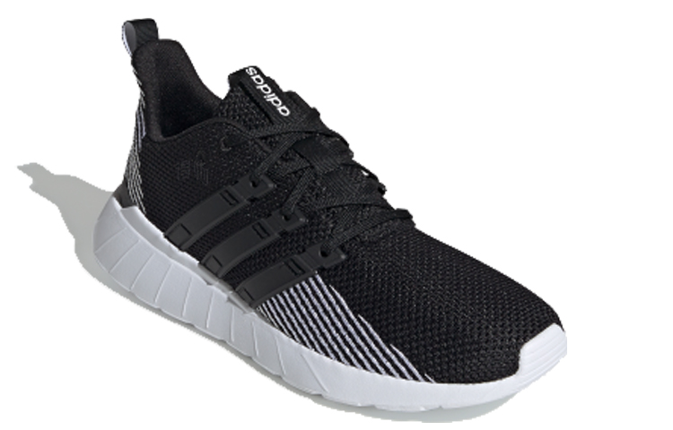 Мужские кроссовки adidas neo Questar Flow (черно-белые) — фото 2