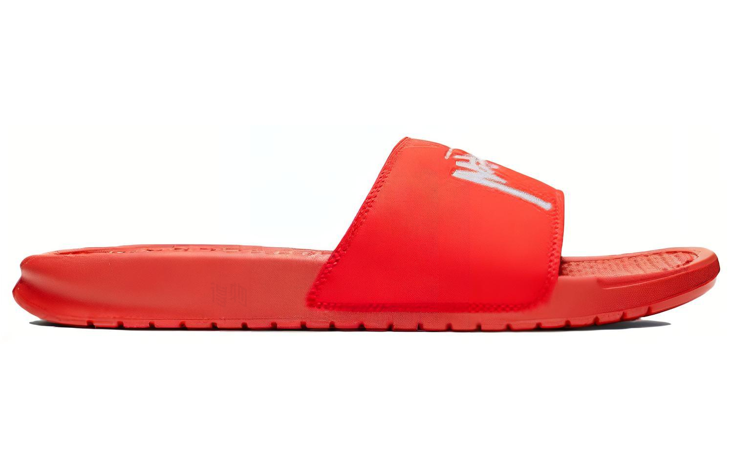 Мужские шлепанцы Stussy x Nike Benassi Slide (красный) — фото 2