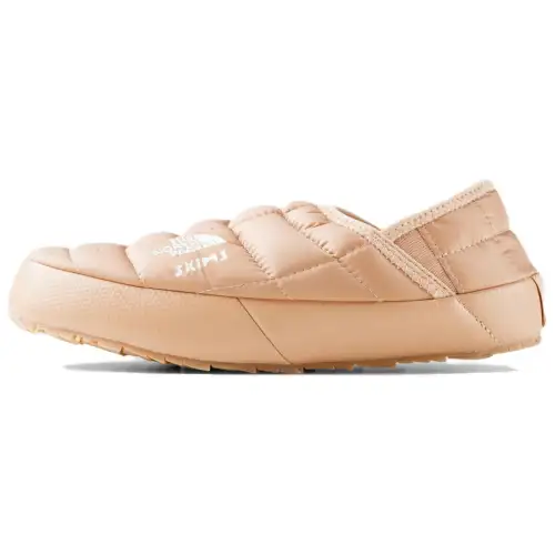 Skims x THE NORTH FACE Thermoball Traction Slip Resistant Abrasion Resistant Low top Casual Shoes Women's Rose Gold