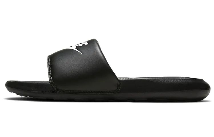 Nike Victori One Black White Women's