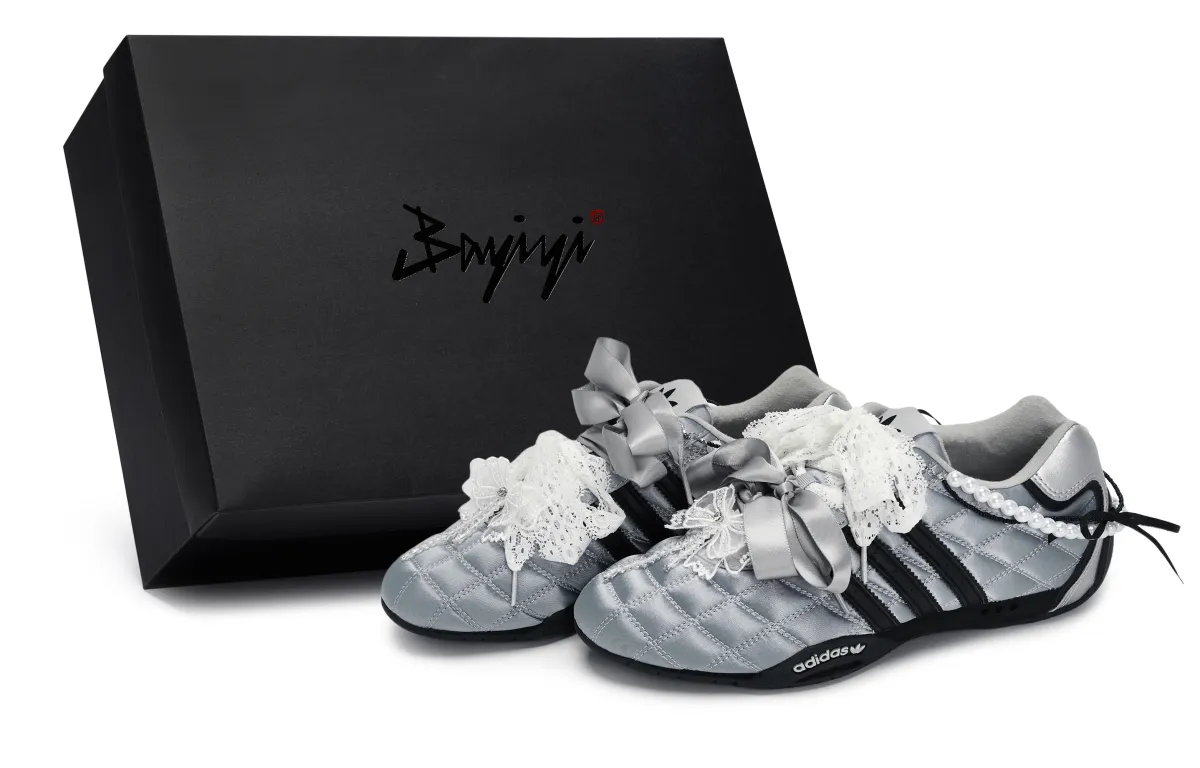 Adidas Originals ADIRACER 811 Manufacturing, Silver Glimmer, Special Shoe Box Low top Casual Shoes Women's Gray Silver